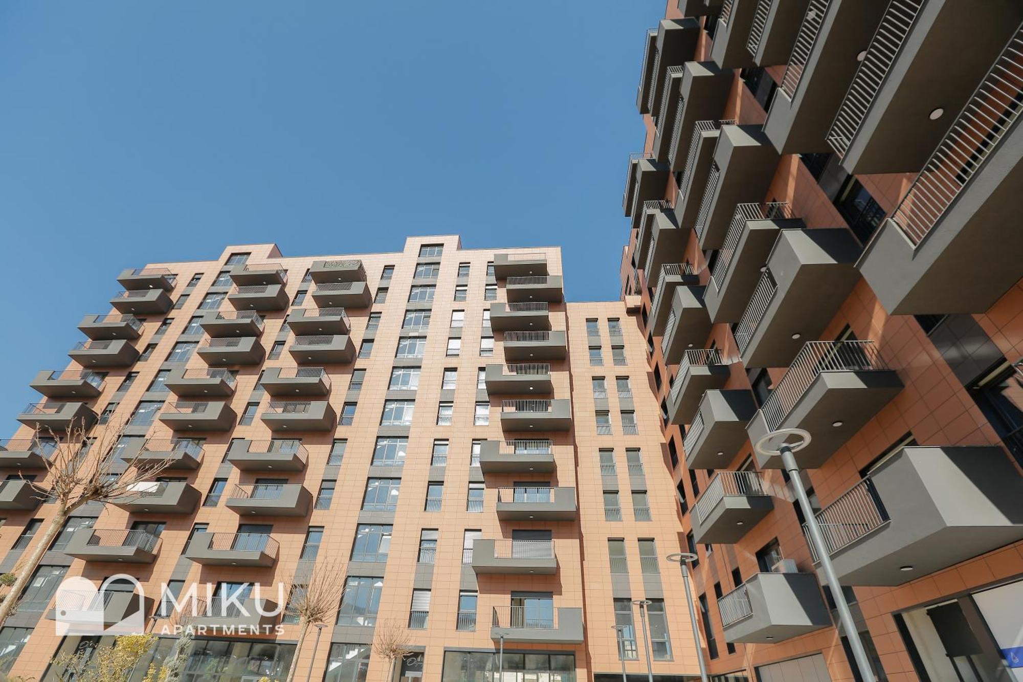 טיראנה Miku Apartment - Lovely 1 Bedroom Spectacular View מראה חיצוני תמונה